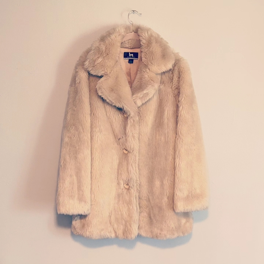 BLANC NOIR Cream Faux Fur Size Large